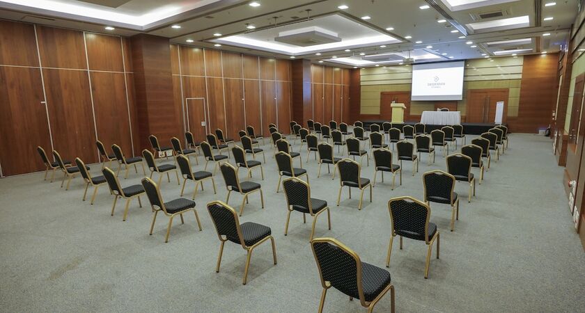 Dedeman Istanbul