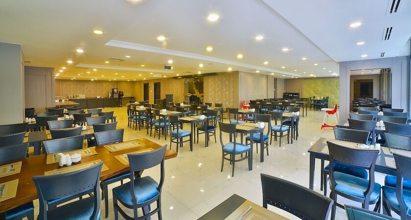 Lion Hotel