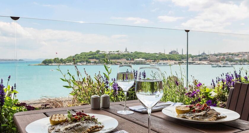 Novotel Istanbul Bosphorus