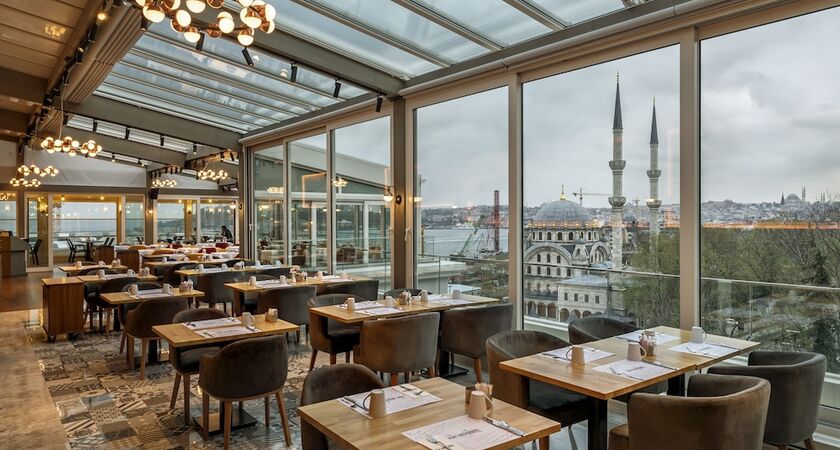 Port Bosphorus Hotel