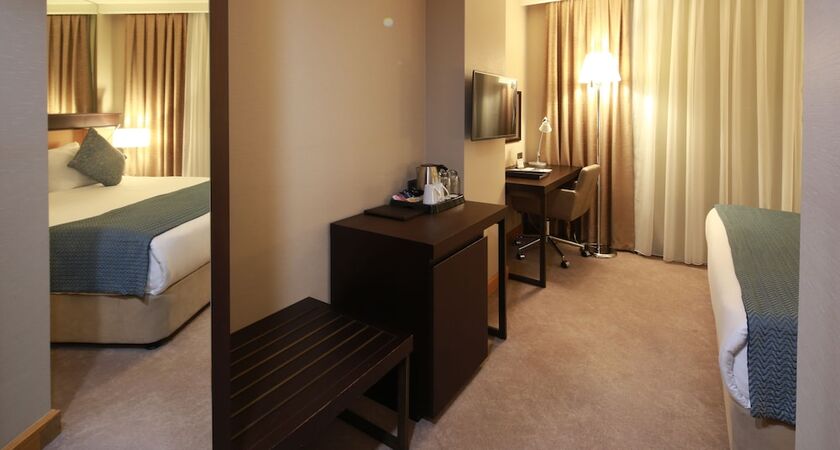 Port Bosphorus Hotel