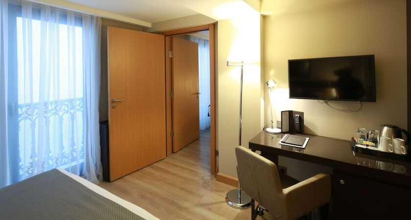Port Bosphorus Hotel