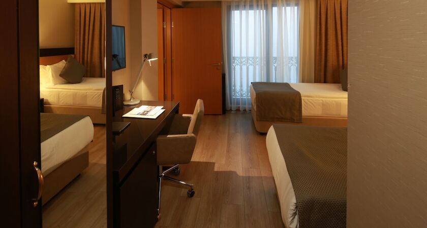 Port Bosphorus Hotel