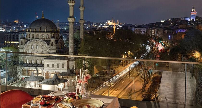 Port Bosphorus Hotel