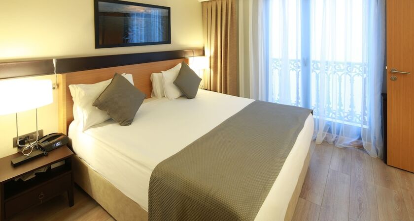 Port Bosphorus Hotel