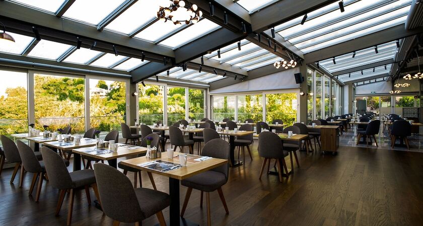 Port Bosphorus Hotel