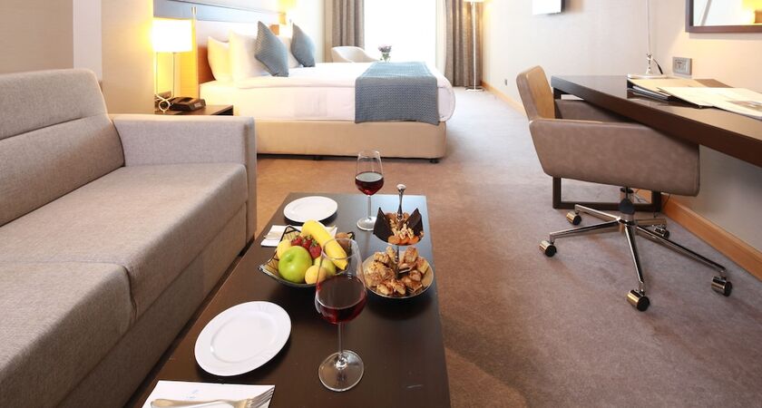 Port Bosphorus Hotel