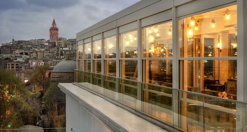 Port Bosphorus Hotel