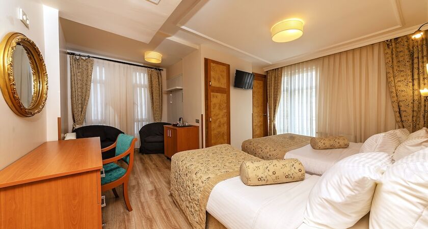 Santa Ottoman Hotel