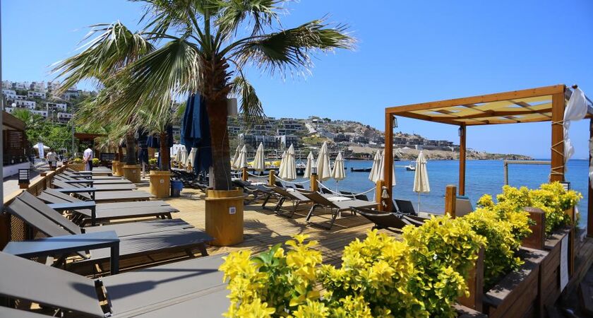 Casa Ja Voi - Hotel & Residence