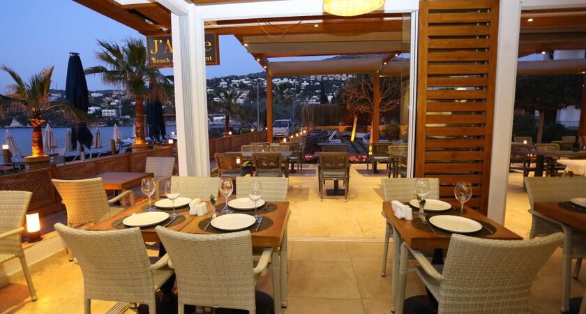 Casa Ja Voi - Hotel & Residence
