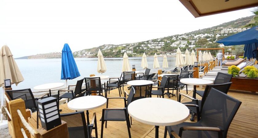 Casa Ja Voi - Hotel & Residence
