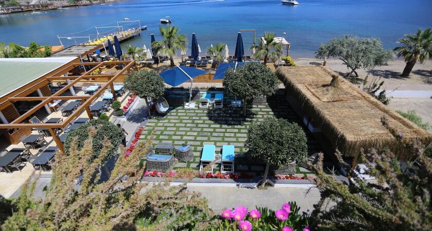 Casa Ja Voi - Hotel & Residence