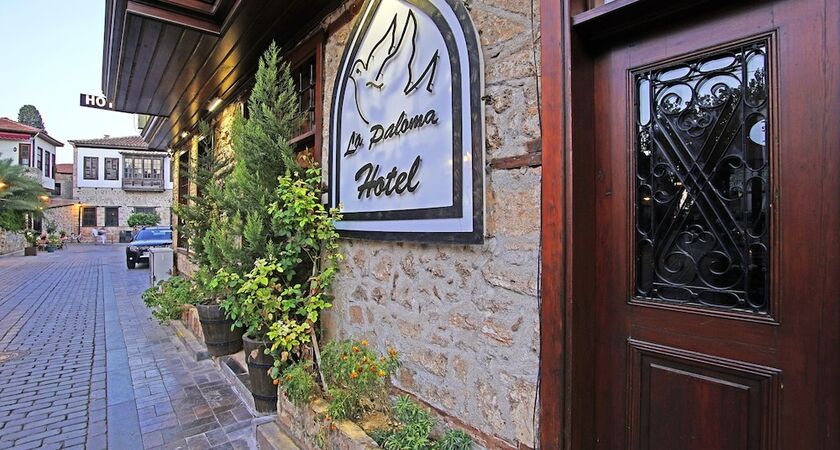 La Paloma Hotel