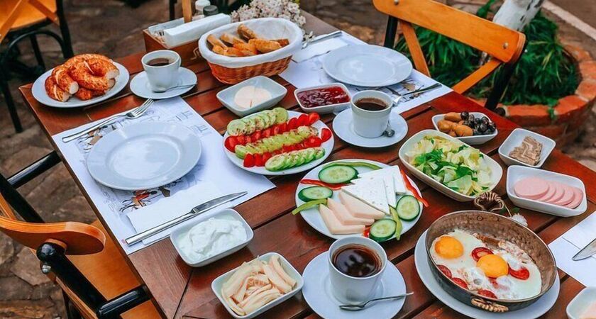 Hadrianus Hotel