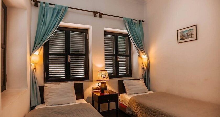 Hadrianus Hotel