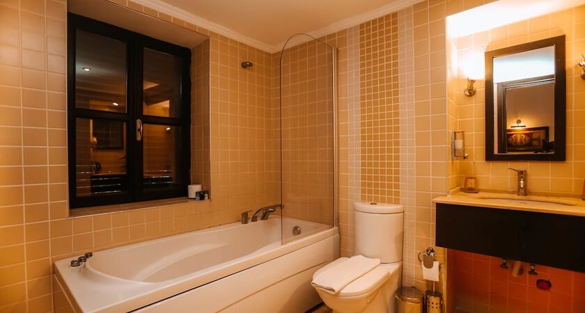 Hadrianus Hotel