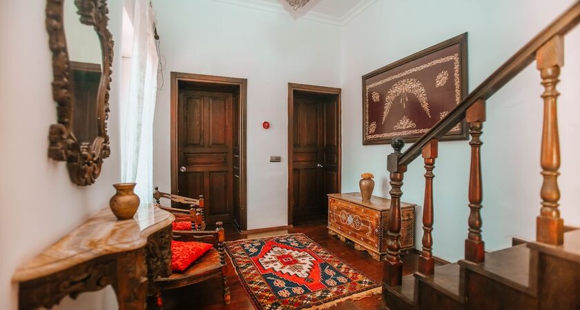 Hadrianus Hotel