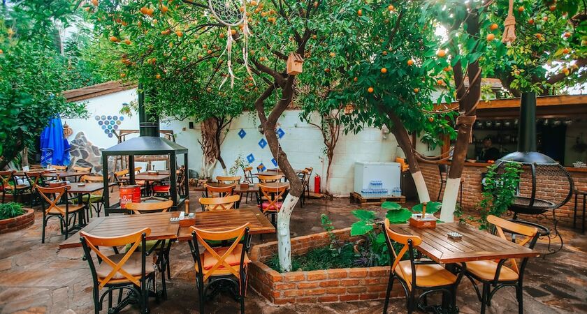 Hadrianus Hotel