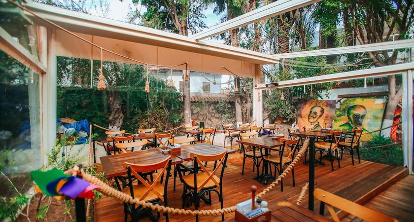 Hadrianus Hotel
