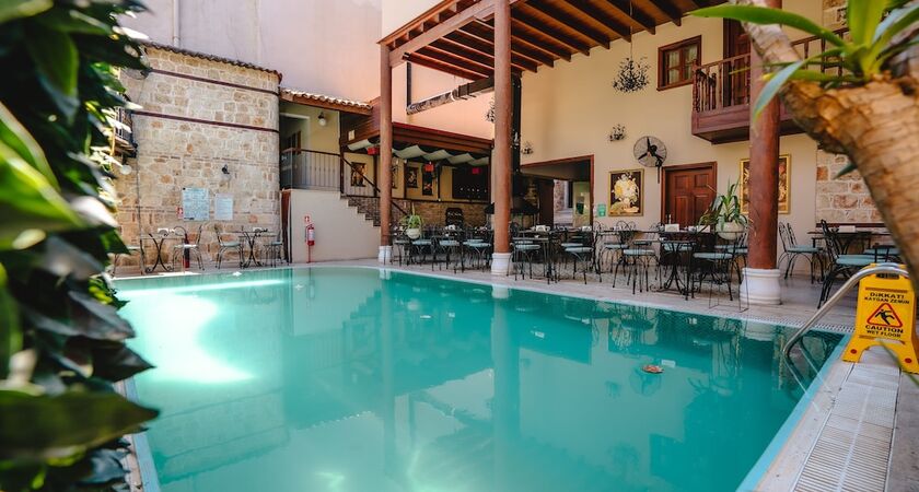 Mediterra Art Hotel
