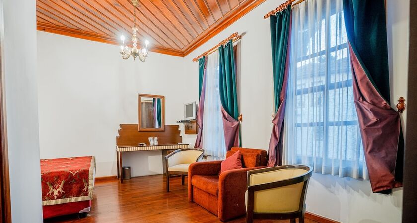 Mediterra Art Hotel