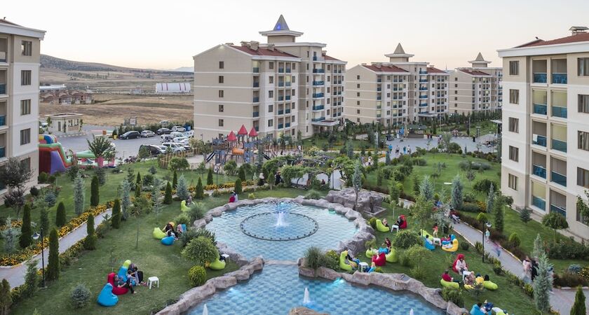 Grand Ozgul Thermal Holiday Village