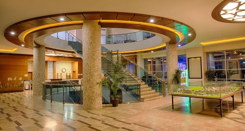 Grand Ozgul Thermal Holiday Village