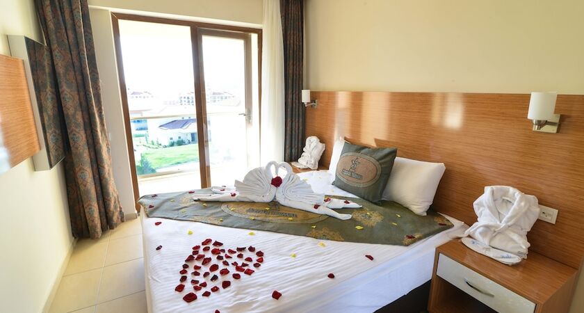 Grand Ozgul Thermal Holiday Village