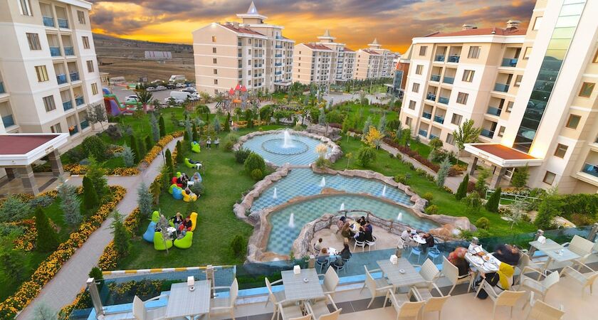 Grand Ozgul Thermal Holiday Village