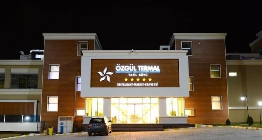 Grand Ozgul Thermal Holiday Village