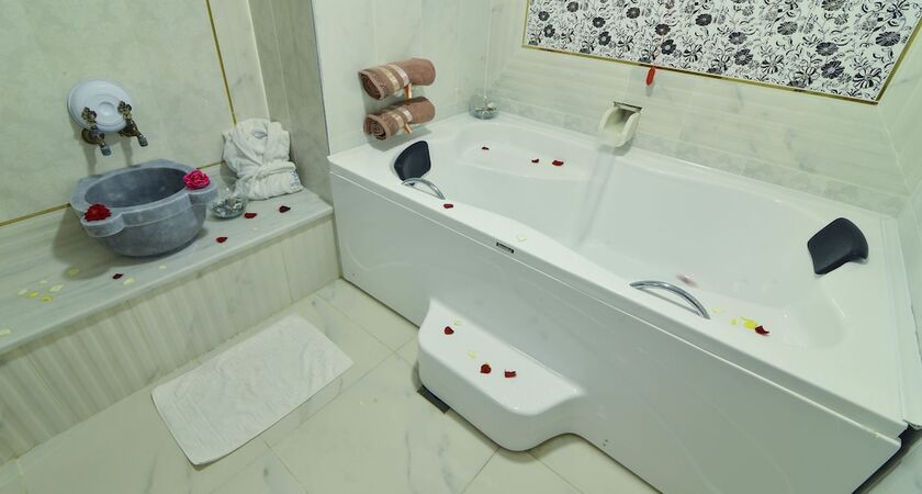 Grand Ozgul Thermal Holiday Village