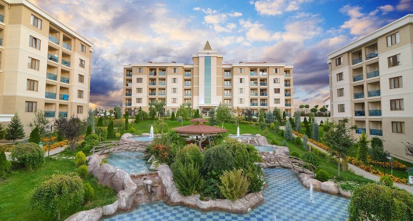 Grand Ozgul Thermal Holiday Village