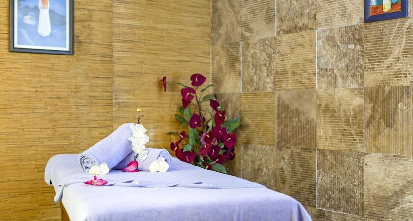 Royal Wings Hotel - All Inclusive