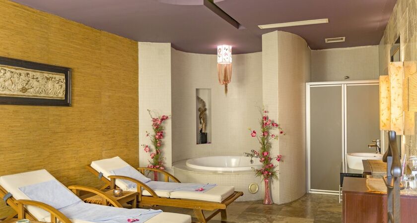 Royal Wings Hotel - All Inclusive