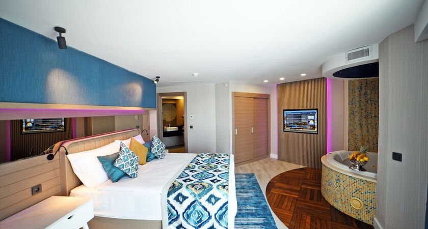 Royal Wings Hotel - All Inclusive