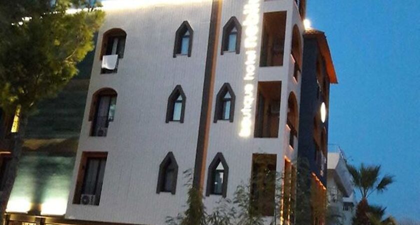 Nebilux Hotel