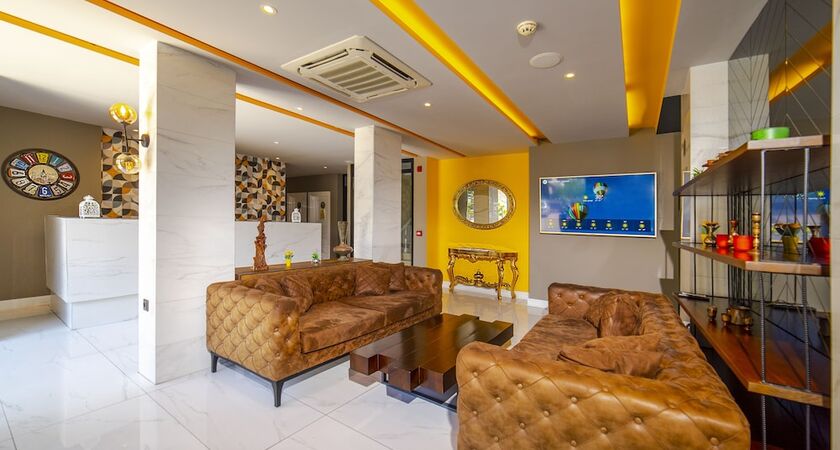 Nebilux Hotel