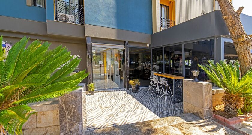 Nebilux Hotel