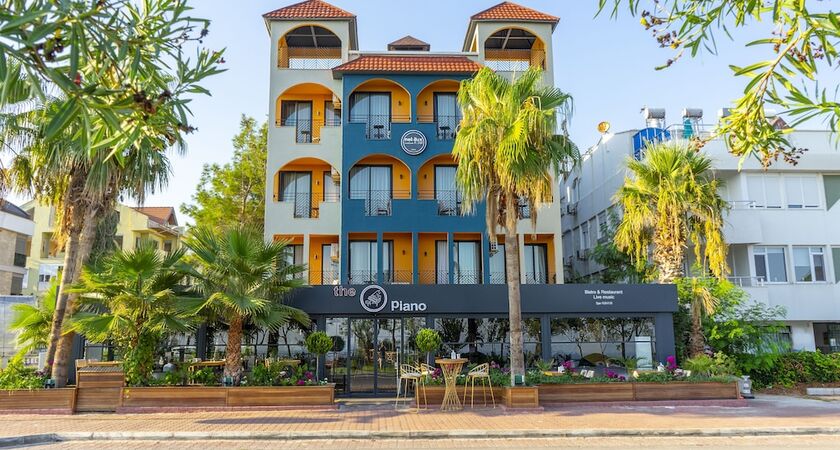 Nebilux Hotel