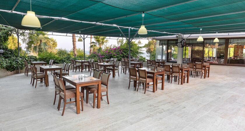 Nazar Beach City & Resort Hotel