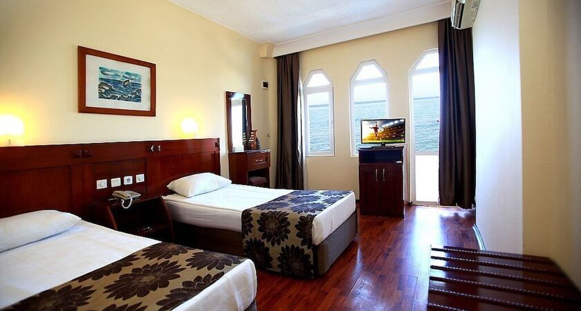 Nazar Beach City & Resort Hotel