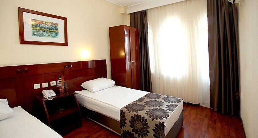 Nazar Beach City & Resort Hotel