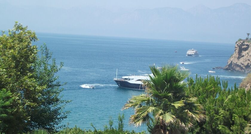 Nazar Beach City & Resort Hotel