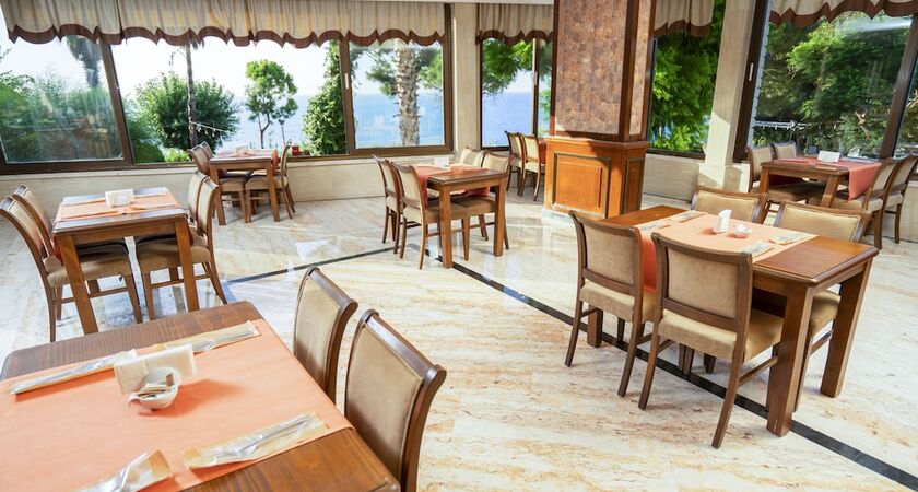 Nazar Beach City & Resort Hotel
