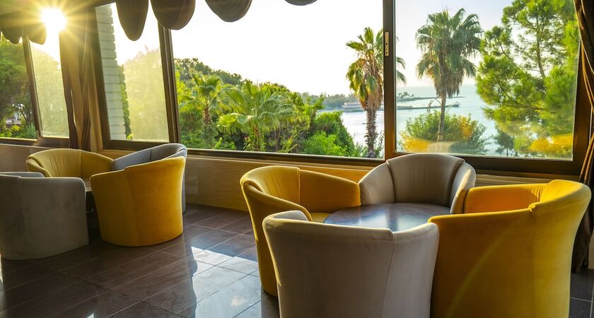 Nazar Beach City & Resort Hotel