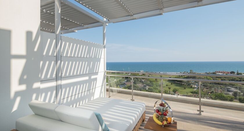 Lara Barut Collection - All Inclusive