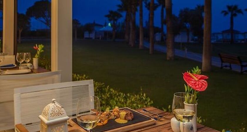 Lara Barut Collection - All Inclusive