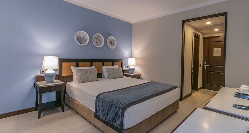Lara Park Hotel
