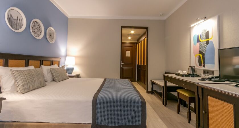 Lara Park Hotel